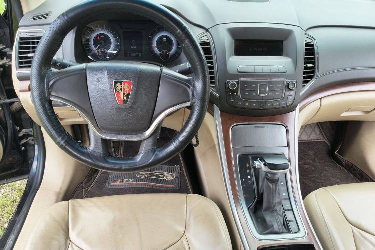 Used Roewe 950 2015 1.8T Elite Edition
