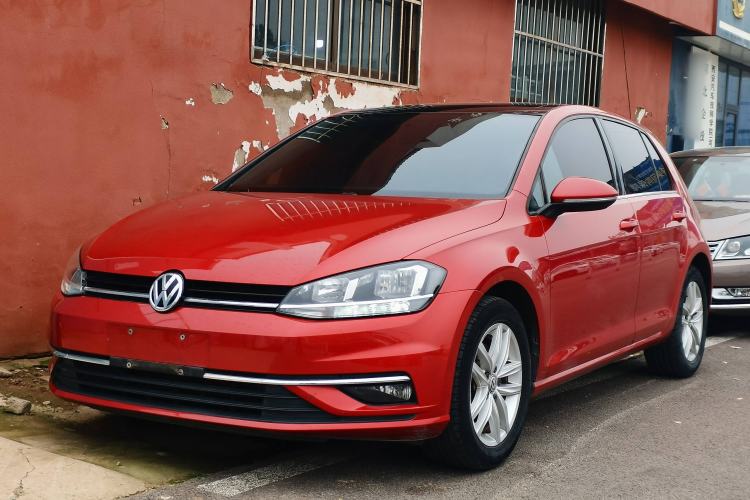 Used Volkswagen Golf 2018 230TSI Automatic Comfort Model
