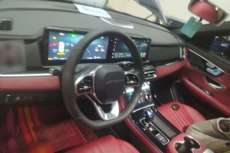 Used Jetour X70 PLUS 2025 1.5T Ultimate Edition 5-Seater