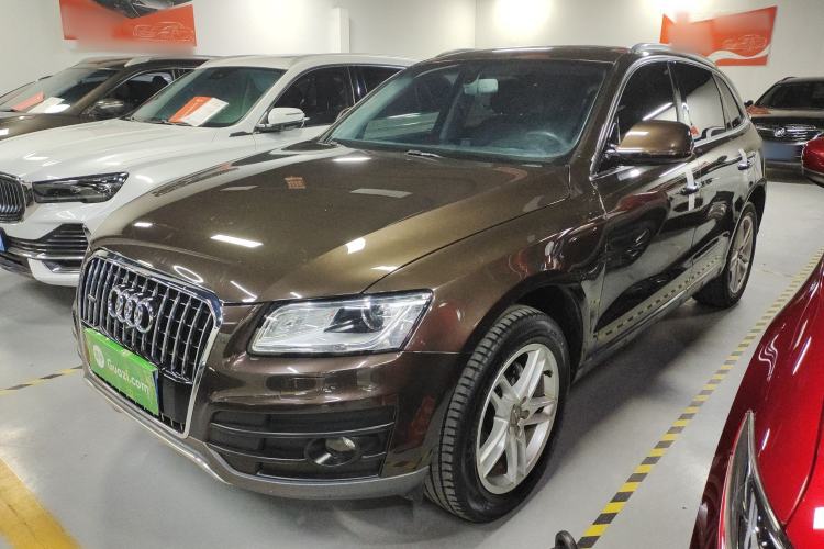 Used Audi Q5 2018 Collector's Edition 40 TFSI Technology Model