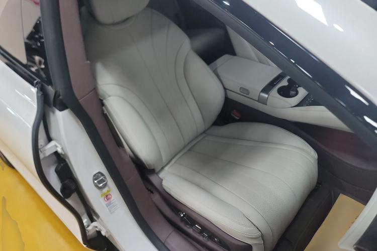 Used Denza Z9GT 2024 1100 Four-Wheel Drive Max Edition
