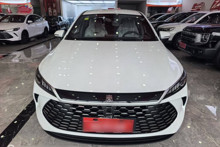 Used BYD Qin PLUS 2025 DM-i Smart Drive 55KM Leading Model
