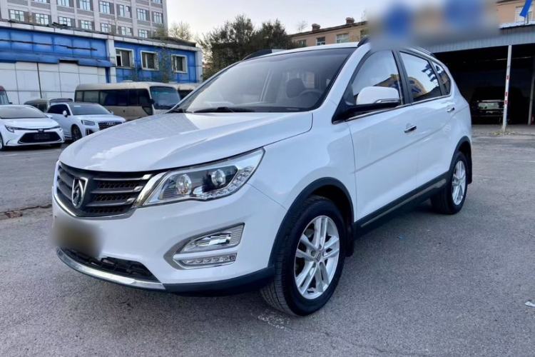 Used Baojun 560 2015 1.8L Manual Elite Model
