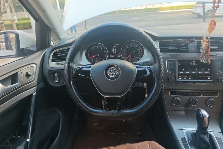 Used Volkswagen Golf 2016 230TSI Automatic Comfort Version