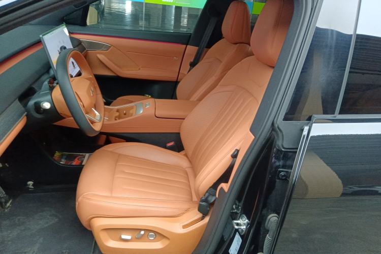 Used ONVO L60 2024 60 kWh Rear-Drive Version
