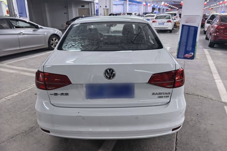 Used Volkswagen Sagitar 2017 180TSI Automatic Luxury Edition
