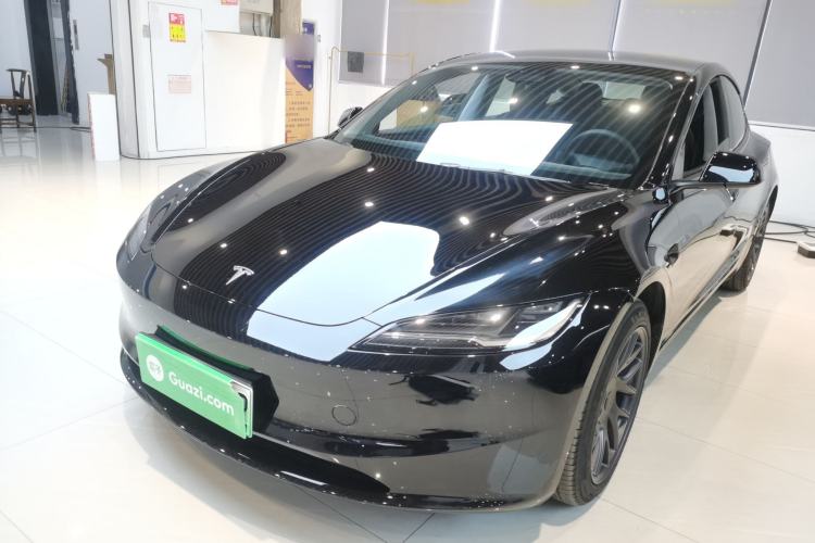 Used Tesla Model 3 2023 Long-Range All-Wheel-Drive Version
