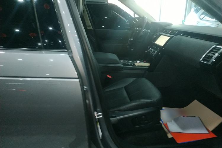 Used Land Rover Discovery 2020 3.0 SC V6 SE
