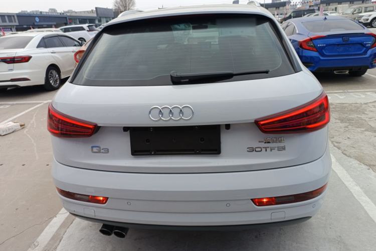 Used Audi Q3 2017 30 TFSI Fashion Model
