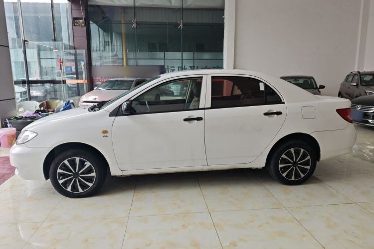 Used BYD F3 2012 Energy-Saving Edition 1.5L Manual Comfort Model
