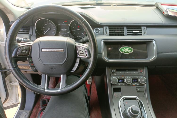 Used Land Rover Range Rover Evoque 2018 240 PS HSE DYNAMIC All-Wheel Drive Edition
