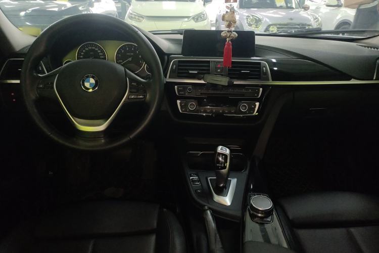 TDK.VehicleDetails.img