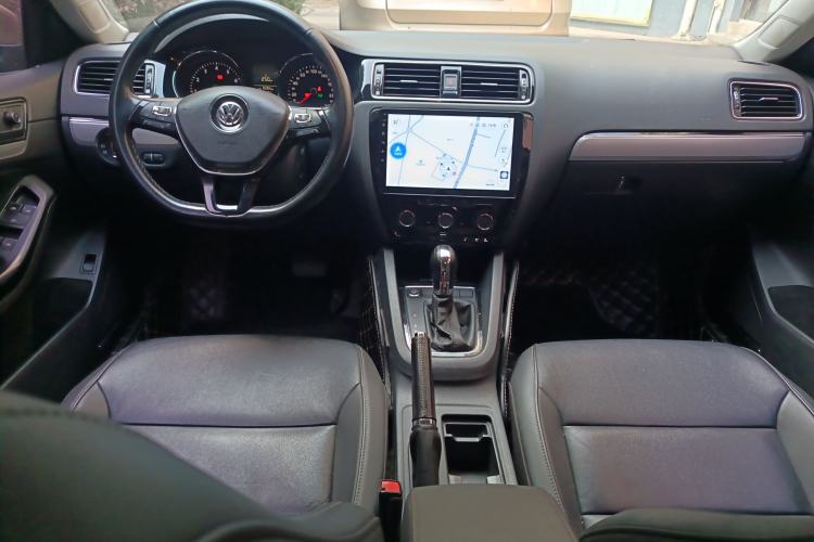 Used Volkswagen Sagitar 2018 1.6L Automatic Comfort Model
