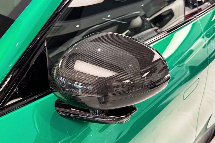 Used  YU7 2025 Ultra-Long Range All-Wheel Drive Pro Version
