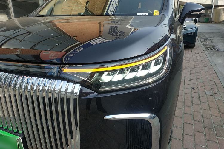 Used VOYAH Dream 2025 PHEV Four-Wheel-Drive Flagship Kunpeng Edition
