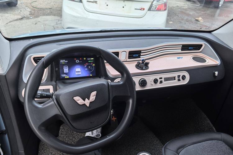 Used Wuling Hongguang MINIEV 2020 Freedom Version Lithium Iron Phosphate
