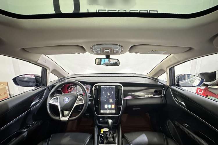 Used BYD Song MAX 2018 1.5T Automatic Smart Connect Elite Model with 6 Seats
