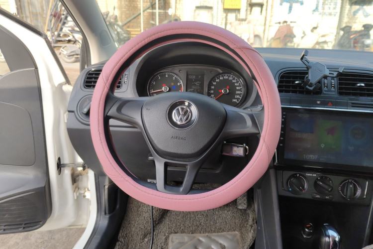 Used Volkswagen Polo 2016 1.4L Automatic Trendy Model
