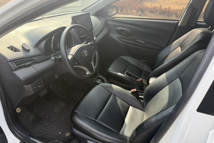 Used Toyota YARiS L 2022 1.5L CVT Leading PLUS Edition