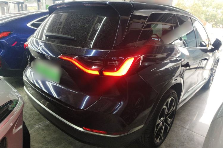 Used Nio ES8 2020 415 KM Signature Edition 7-Seater Version
