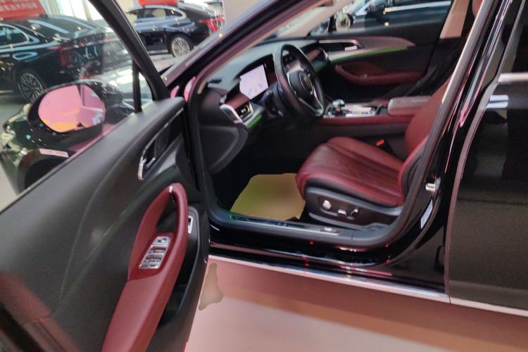 Used Hongqi H5 2024 2.0T Automatic Smart Connect Flagship Edition
