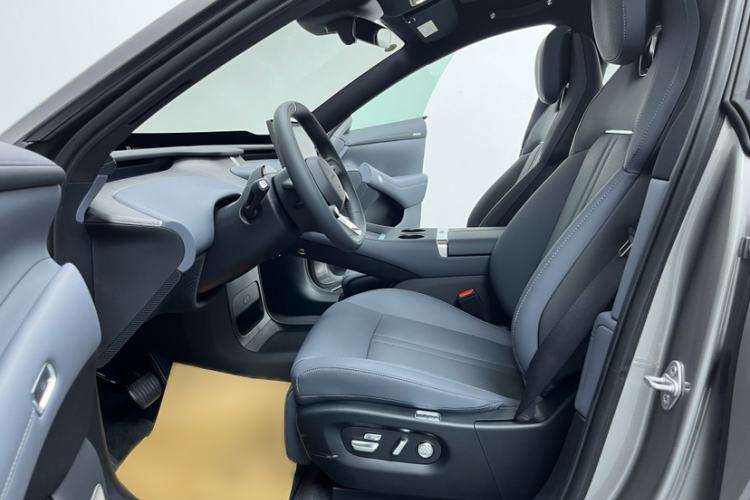 Used  YU7 2025 Ultra-Long Range Rear-Wheel Drive Version
