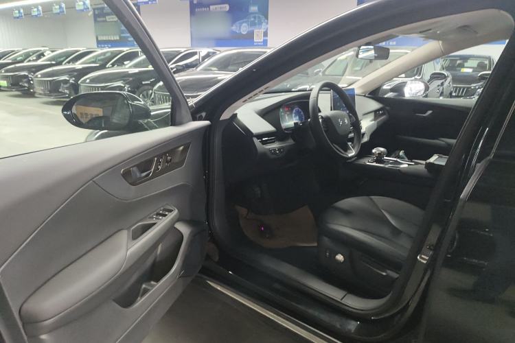 Used Hongqi E-QM5 2023 Revised Version Basic Travel Edition