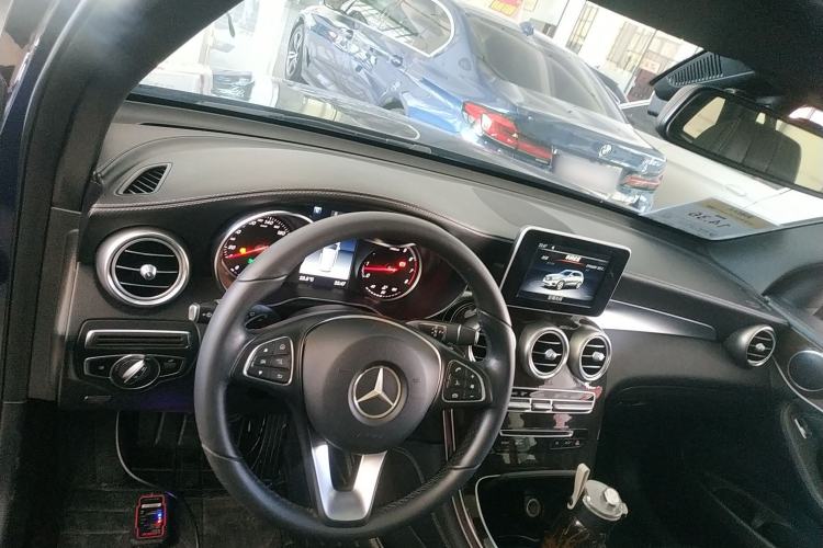 Used Mercedes-Benz GLC 2018 Facelifted GLC 260 4MATIC Dynamic Edition