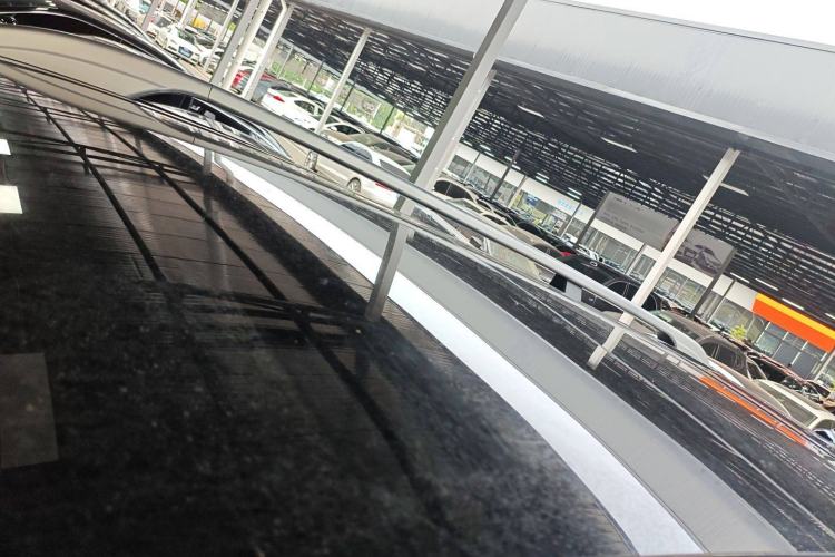 Used Roewe RX8 2019 30T Smart Connectivity Two-Wheel Drive Supreme Flagship Edition
