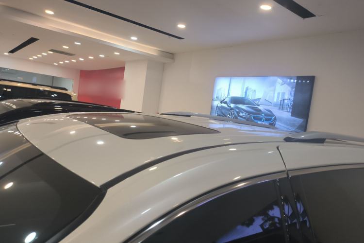 Used Toyota Granvia 2023 2.5L Hybrid Luxury Edition