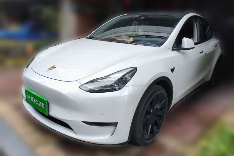 Used Tesla Model Y 2022 Long-Range All-Wheel-Drive Version