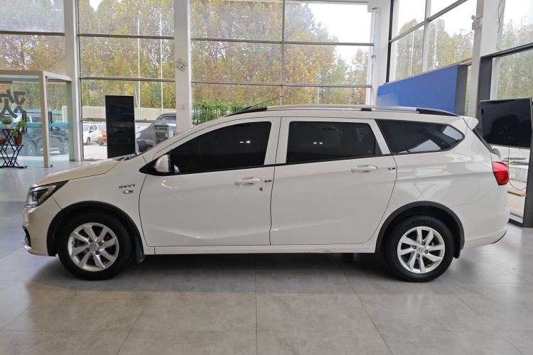 Used Baojun 310W 2017 1.5L Manual Comfort Model China V Standard