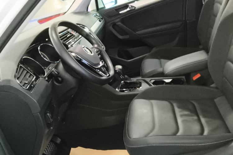 Used Volkswagen Tiguan L 2021 330TSI Automatic Two-Wheel Drive Smart Edition