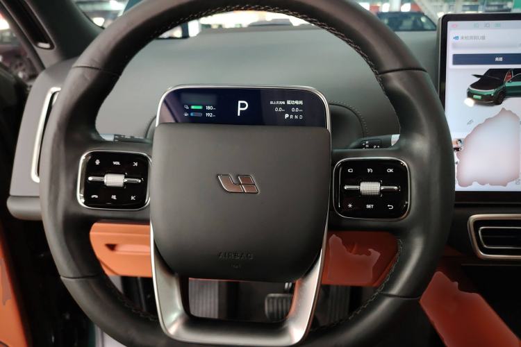 Used Li Auto L8 2023 Air model
