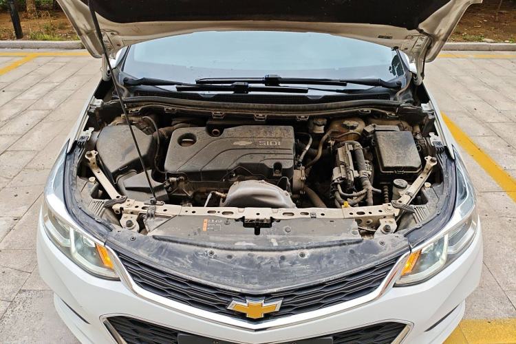 Used Chevrolet Cruze 2018 320 Automatic Pioneer Sunroof Edition
