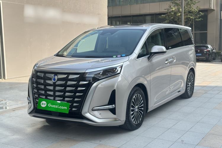 Used Denza D9 2024 DM-i 980 Four-Wheel Drive Prestige Model