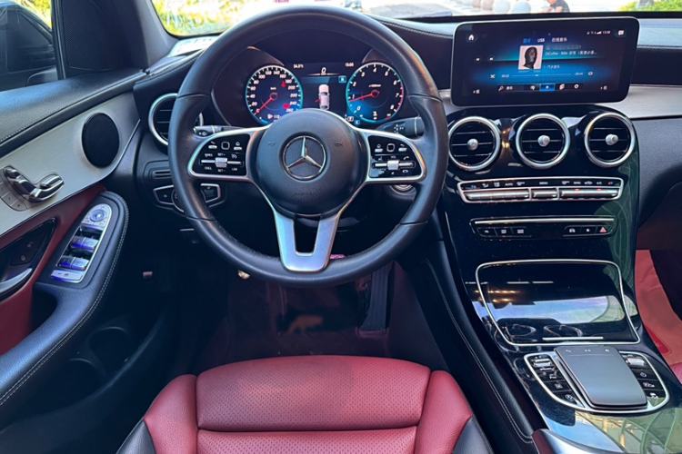 Used Mercedes-Benz GLC Coupe 2020 GLC 260 4MATIC Coupe SUV
