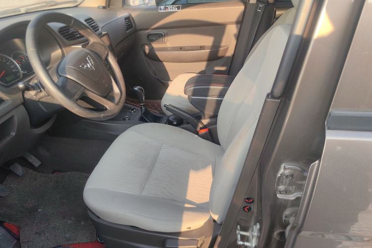 Used Wuling Hongguang 2015 1.5L S Basic Version China V Standard
