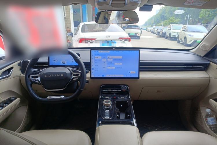 Used Wuling Xingguang 2023 150 Advanced Edition
