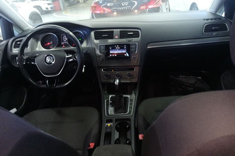 Used Volkswagen Golf 2016 1.6L Automatic Comfort Model
