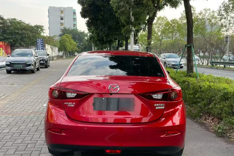 Used Mazda Mazda 3 Axela 2016 Sedan 1.5L Automatic Luxury Model