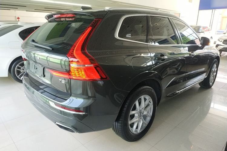 Used Volvo XC60 2021 T5 4x4 Smart Luxury Edition
