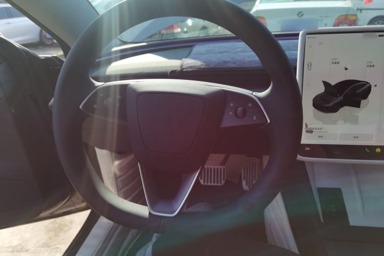 Used Tesla Model 3 2023 Rear-Wheel-Drive Version
