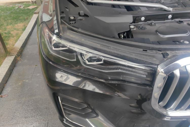 Used BMW X7 2019 xDrive40i Luxury Package with Leading Features
