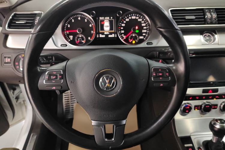 Used Volkswagen FAW-Volkswagen CC 2016 2.0 TSI Luxury Model
