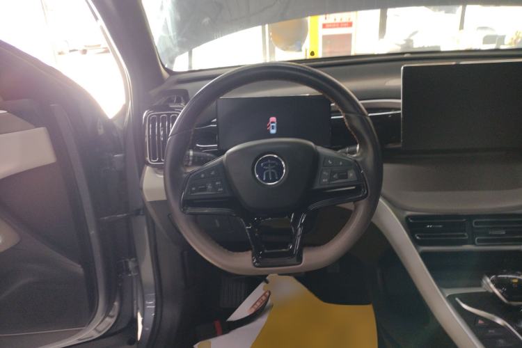 Used BYD Song Pro New Energy 2023 Champion Edition DM-i 71KM Leading Model
