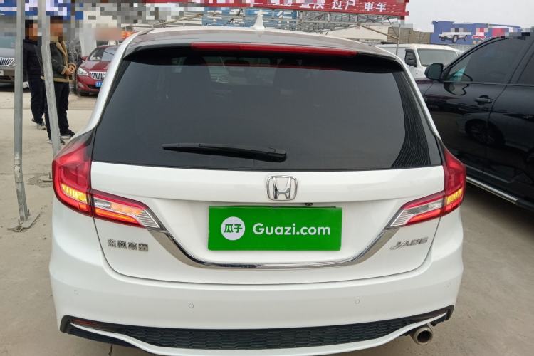 Used Honda Jade 2017 1.8L automatic Comfort version 5 seats
