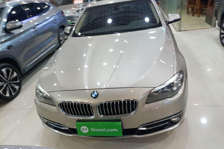 Used BMW 5 Series 2014 525Li Luxury Design Package
