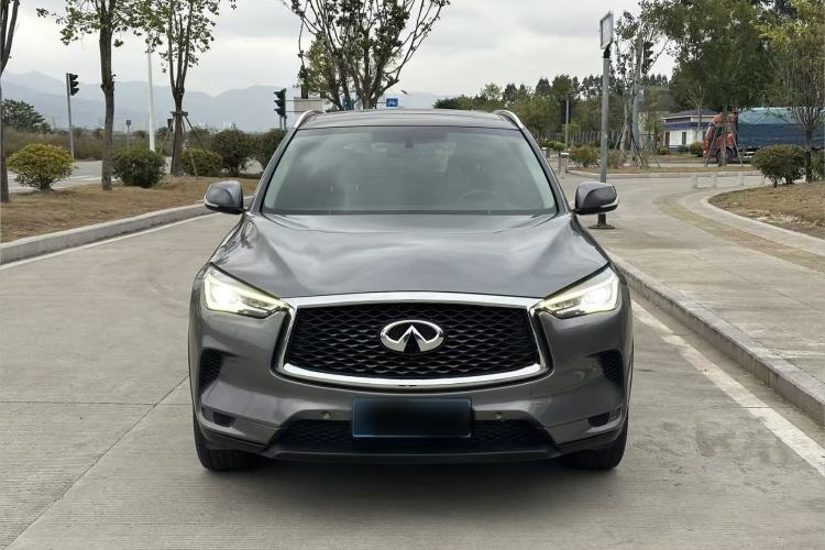 Used Mercedes-Benz C-Class 2015 Revised C 200 L Sport Edition
