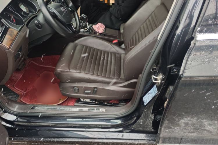 Used Volkswagen Magotan 2018 Facelift 330TSI DSG Luxury Model
